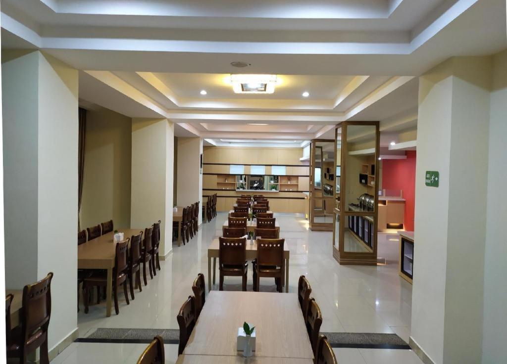 Rangkayobasa Hotel Padang Panjang Букитинги Екстериор снимка
