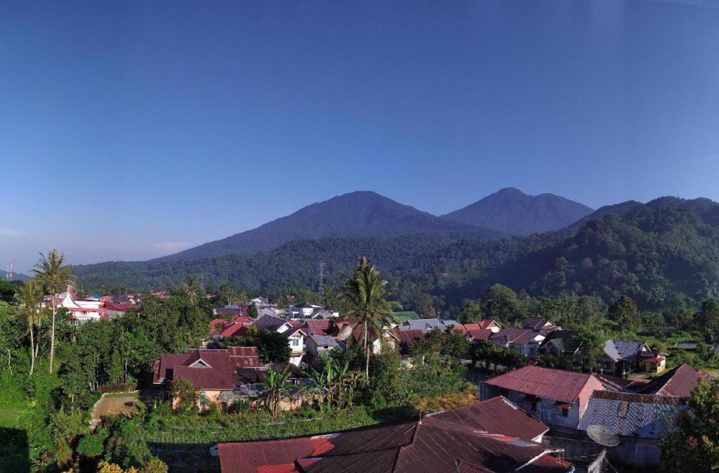 Rangkayobasa Hotel Padang Panjang Букитинги Екстериор снимка